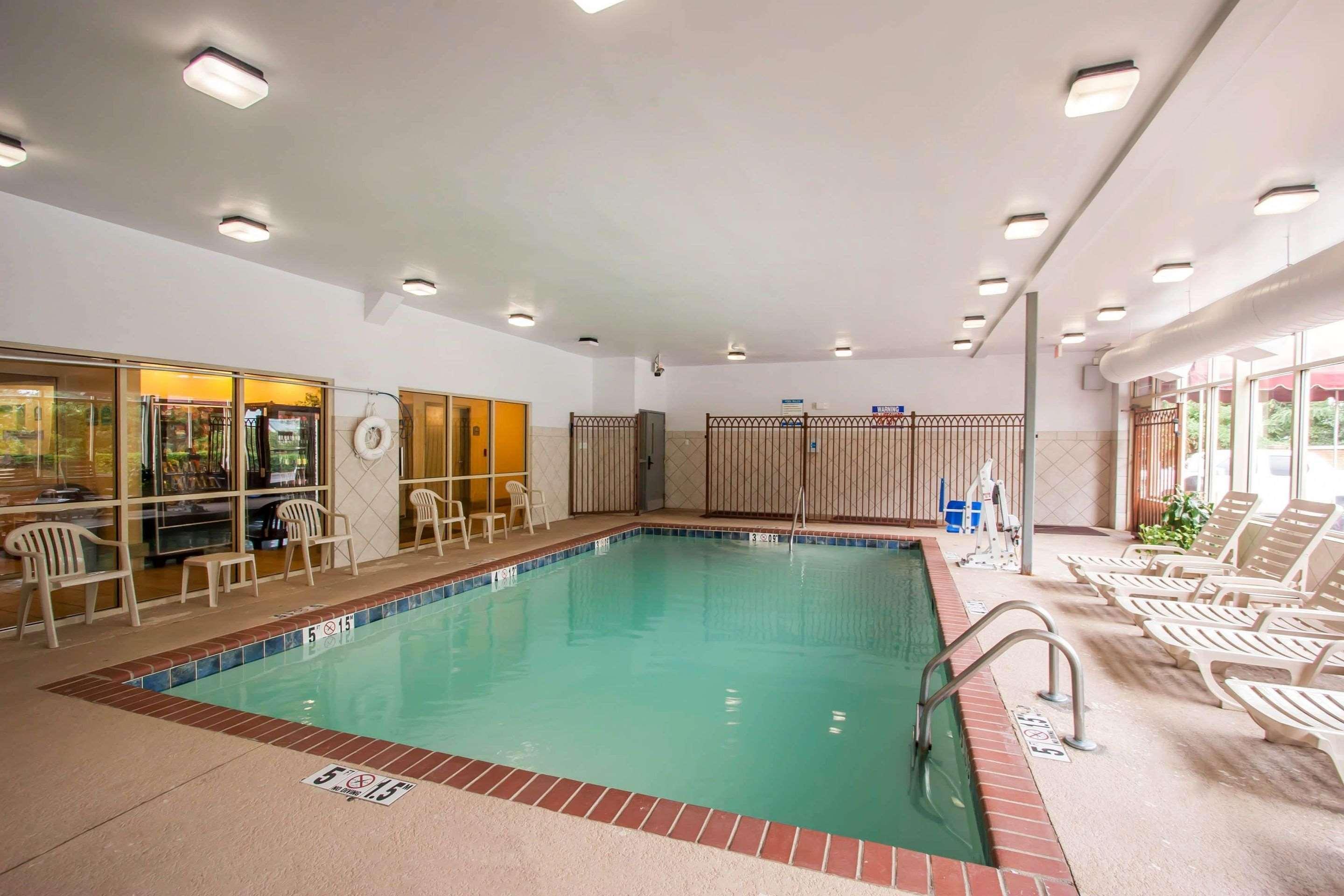 Quality Inn & Suites Germantown North Extérieur photo